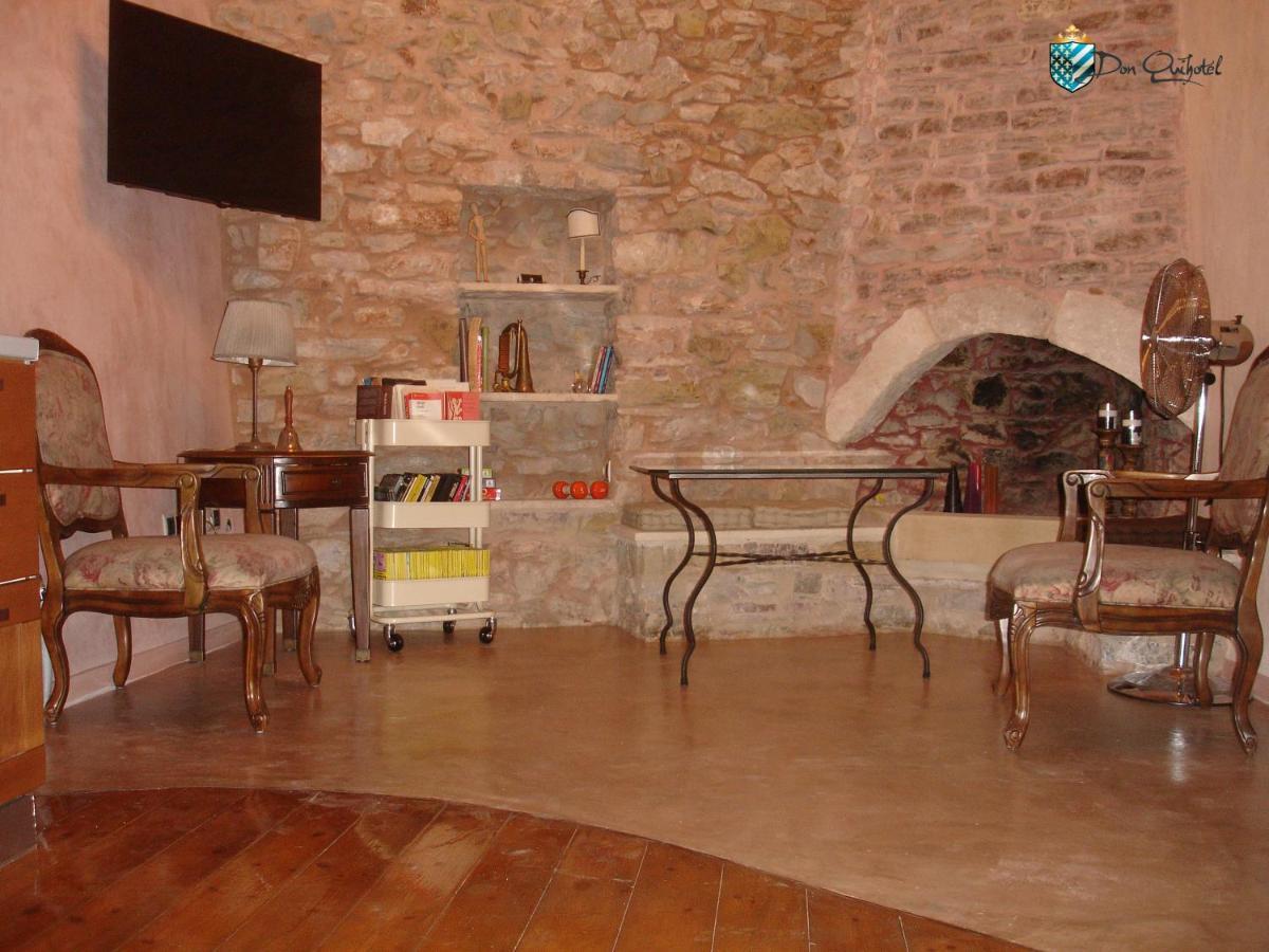 Donquihotel Chalet Karvounades Dış mekan fotoğraf