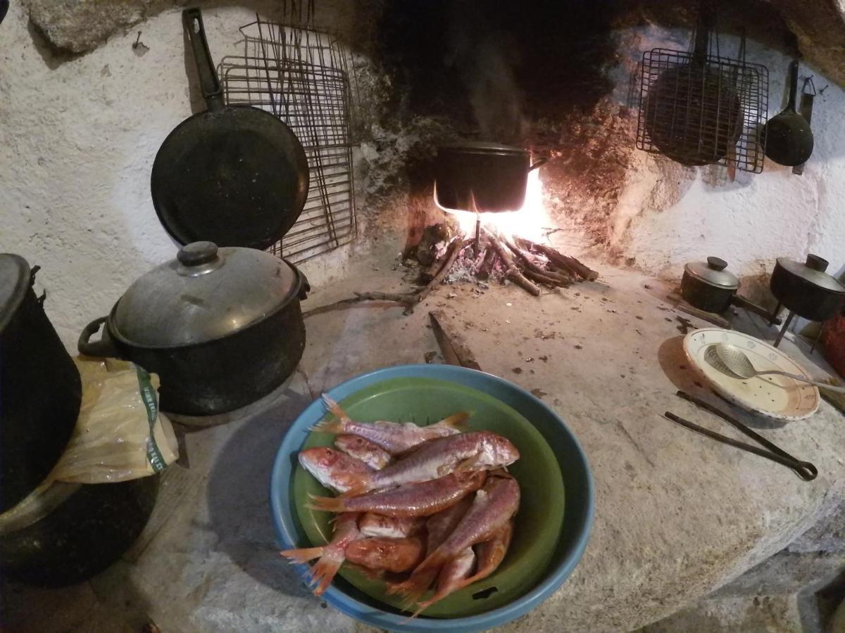 Donquihotel Chalet Karvounades Dış mekan fotoğraf