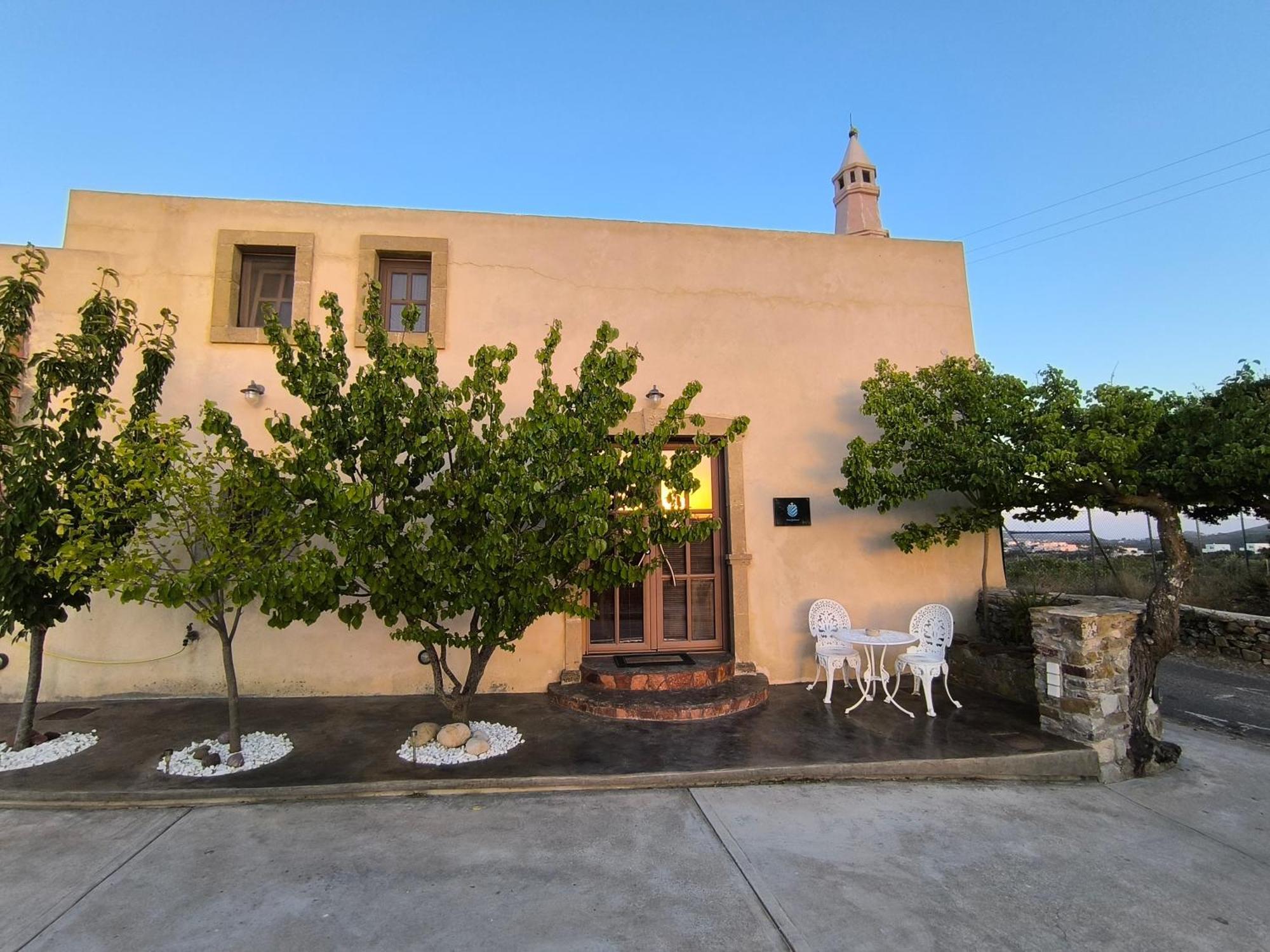 Donquihotel Chalet Karvounades Dış mekan fotoğraf