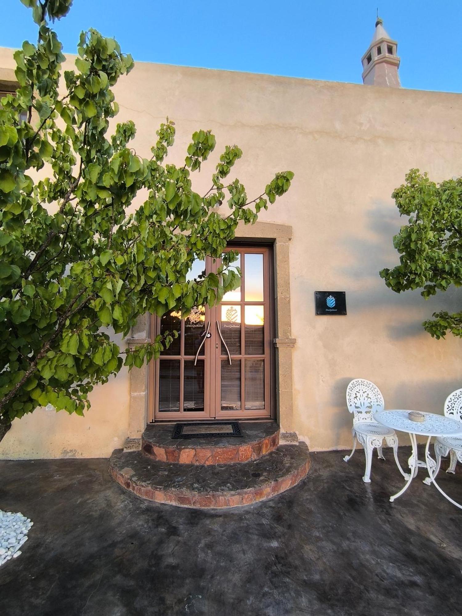 Donquihotel Chalet Karvounades Dış mekan fotoğraf